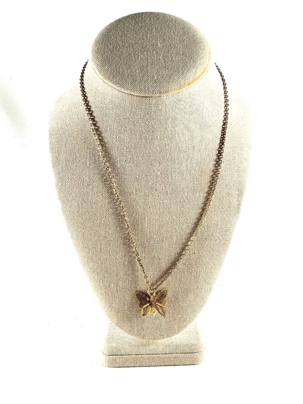 Pendant Monet Delicate Butterfly Vintage  W/18” Cuban Type Chain
